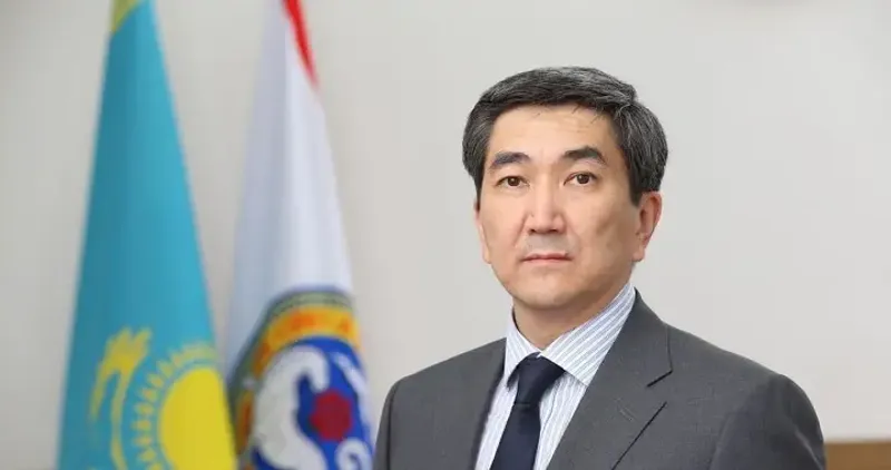 Мухит Азирбаев покинул должность замакима Алматы