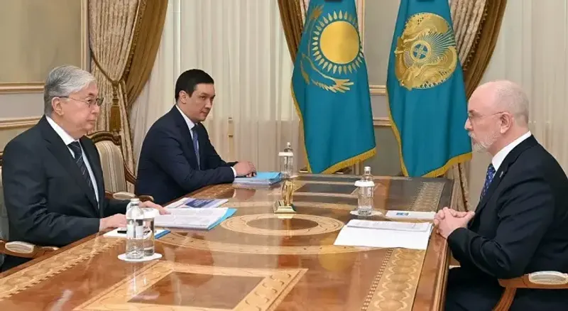 президент Казахстана и глава Высшего судебного совета