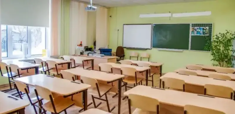 На изъятые  у коррупционеров деньги построили 62 школы