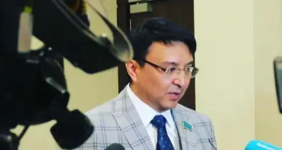 Экс-вице-министра Альтаева приговорили к 10 годам колонии