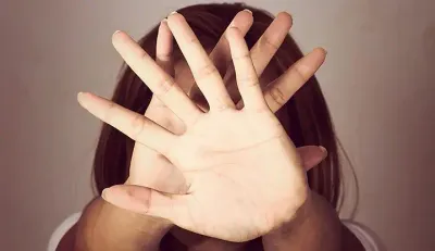 побои девушка