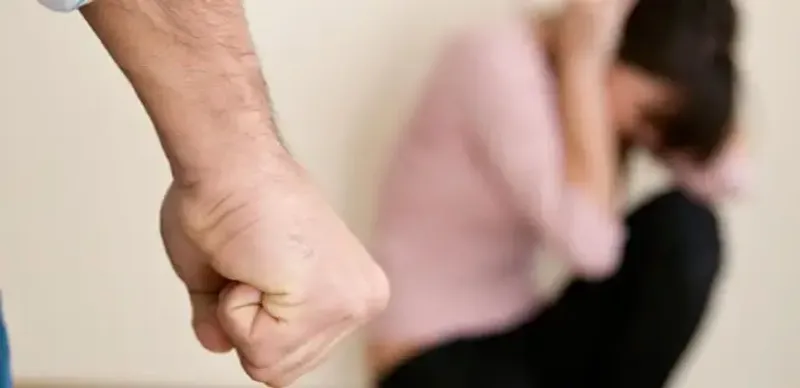 В Астане домашнего насильника приговорили к тюрьме