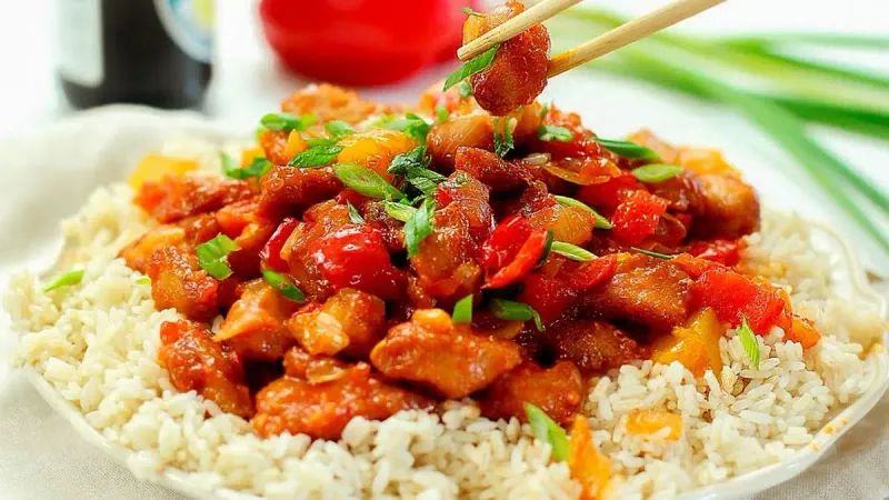 Новогодние корпоративы: как получить компенсацию при отравлении в ресторанах