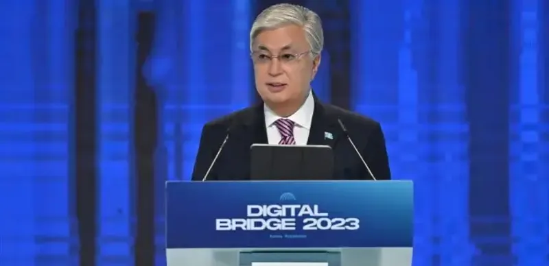 Касым-Жомарт Токаев поручил создать крупные дата-центры с привлечением Amazon и Google