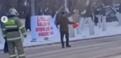 самоподжог перед зданием ДП Карагандинской области