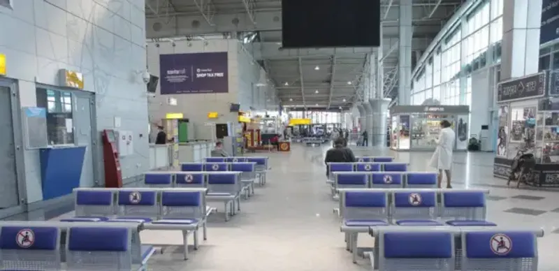 Казахстанцы могут проверить запрет на выезд в мобильном приложении