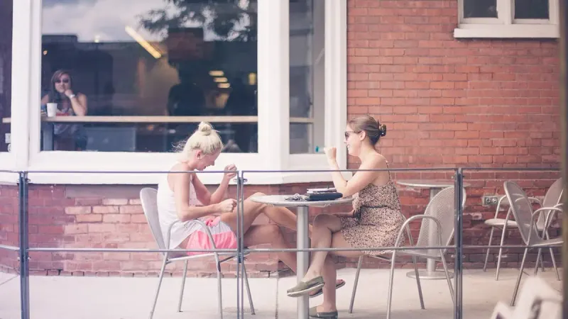 улица кафе общение