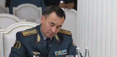 Дело экс-главы Минобороны рассматривают в суде