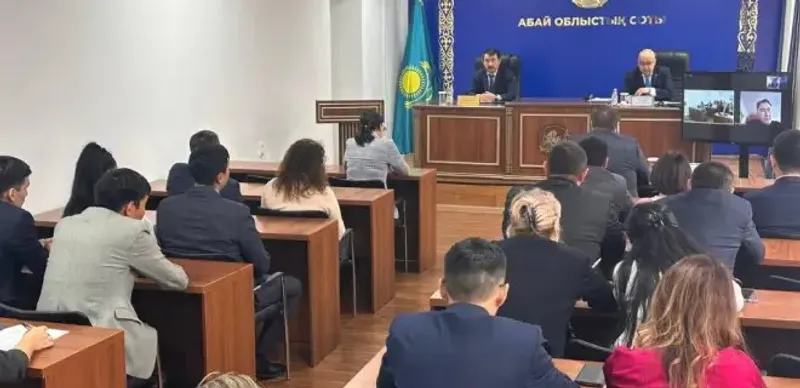 Юристы Казахстана встретились с членами Высшего cудебного cовета