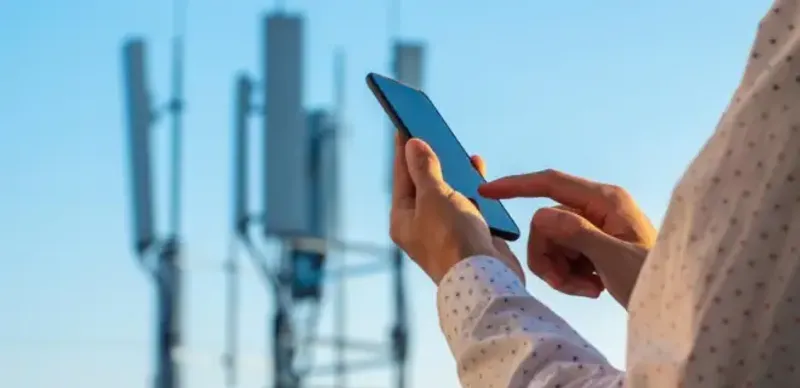 АЗРК направило операторам сотовой связи запросы по росту цен на тарифы