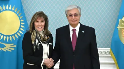 президент Казахстана и президент Международной ассоциации по судебному администрированию