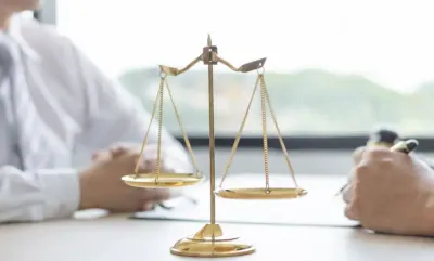 судоисполнитель