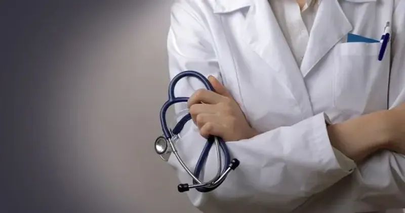 За драку с врачом мужчину арестовали на 2 суток