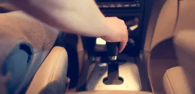 Суд оставил должнику автомобиль