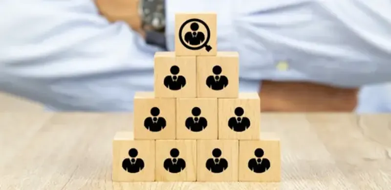 В Актюбинске обвинили двоих руководителей финпирамиды