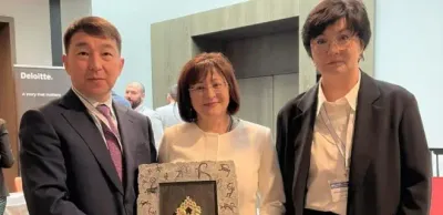 Конституционная юстиция: Казахстан обменялся опытом с партнерами из 40 стран