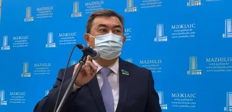 Мажилис могут досрочно распустить в январе 2023 года