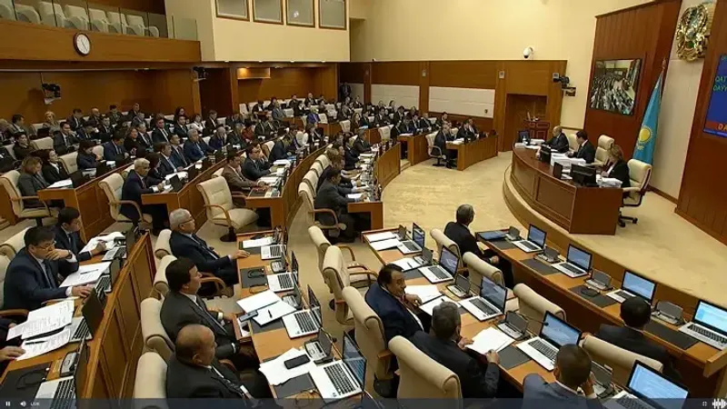 В Казахстане могут создать спецфонд и госкомпанию по возврату незаконно выведенных активов