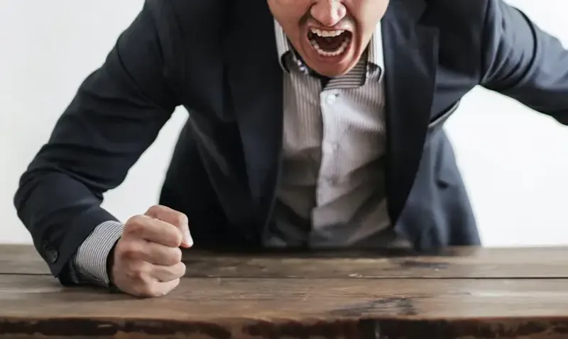 ссора мужчина ругань