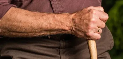 В Астане пенсионера не арестовали за мат в автобусе