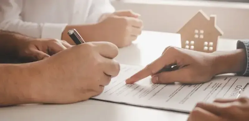 суд вернул истцу его мебель из проданной квартиры