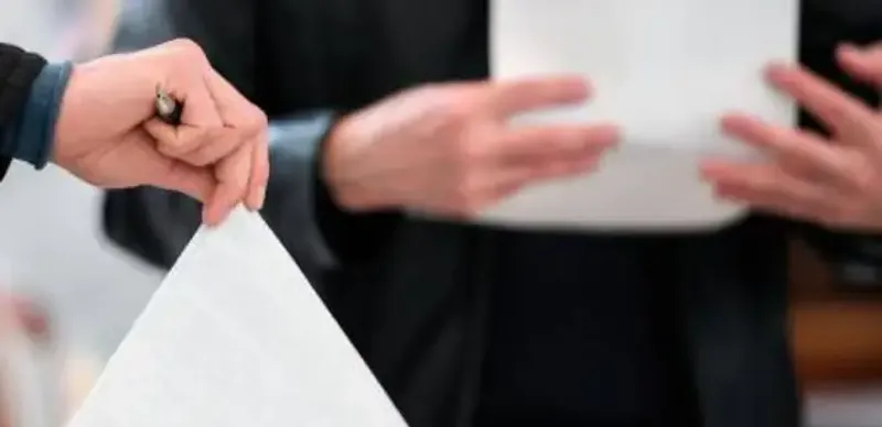 Сотрудники ЦОНов будут прописывать казахстанцев в день выборов