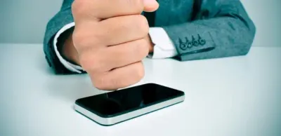 как вернуть смартфон в магазин