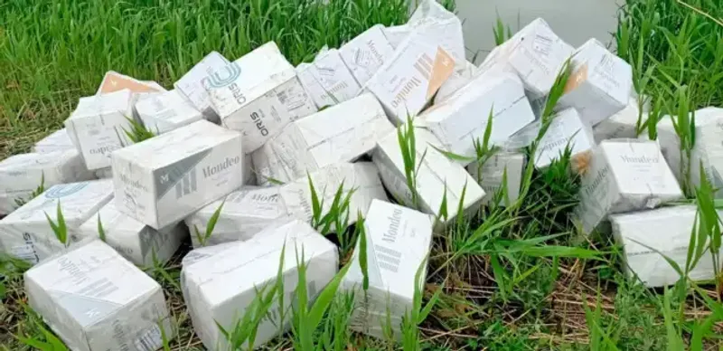 Крупную партию алкоголя и сигарет изъяли в Караганде