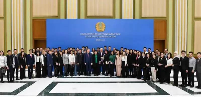 Конституционный cуд организовал интерактивную лекцию для студентов и преподавателей KAZGUU