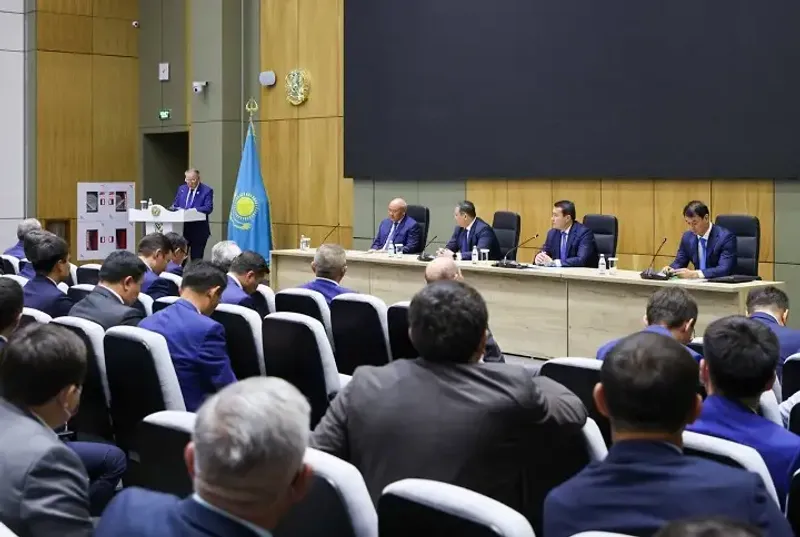 аким Туркестанской области маслихат