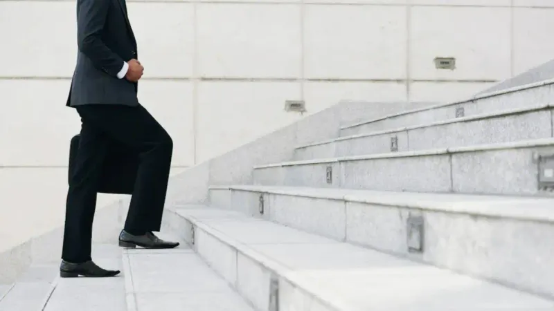 государственный служащий