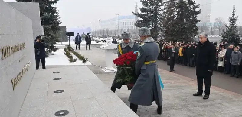 возложение цветов