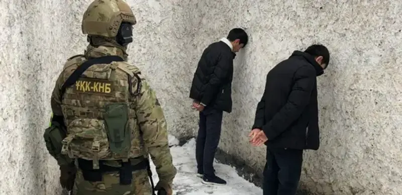 В Астане мужчина предлагал работу в КНБ за деньги