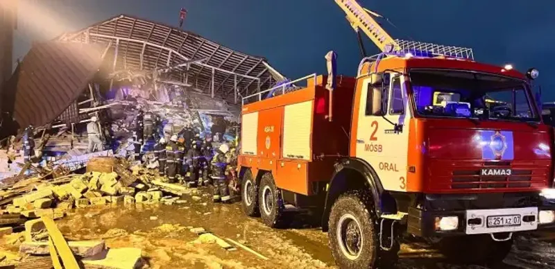 Спасатели обнаружили тела двух погибших в результате взрыва и обрушения кафе в Уральске