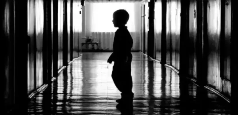 права 300 детей восстановили