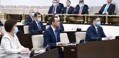 Маулен Ашимбаев стал спикером Сената