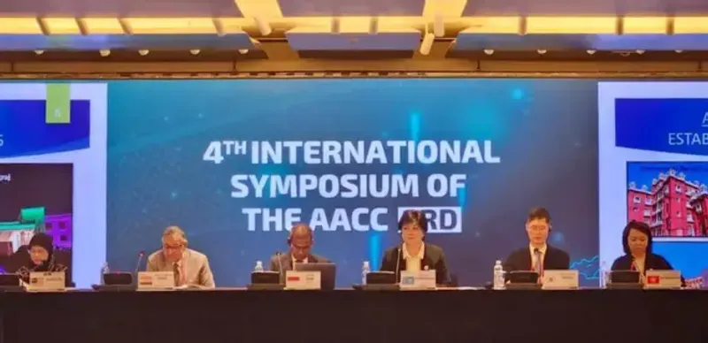 В Сеуле обсудили пути совершенствования конституционных судов азиатских стран