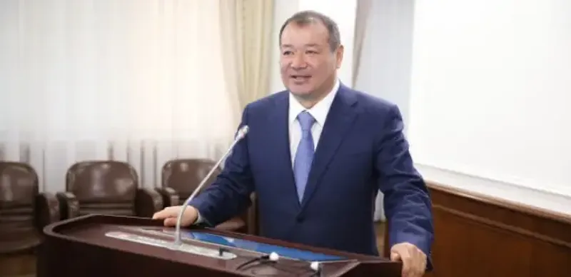 Каирбек Ускенбаев о замене теплосетей