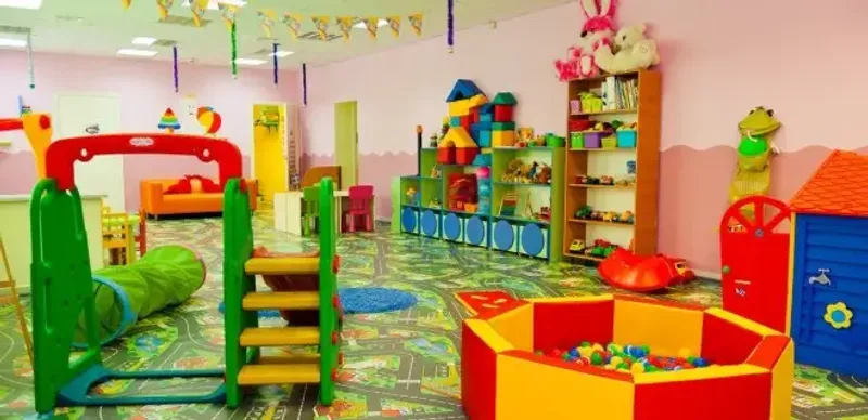 Помощник воспитателя в одном из учебных заведений Кентау применял физическое насилие в отношении детей