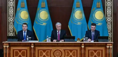 Касым-Жомарт Токаев на совещании