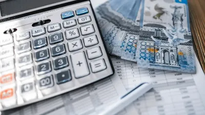 В Усть-Каменогорске главный бухгалтер школы похитила бюджетные средства