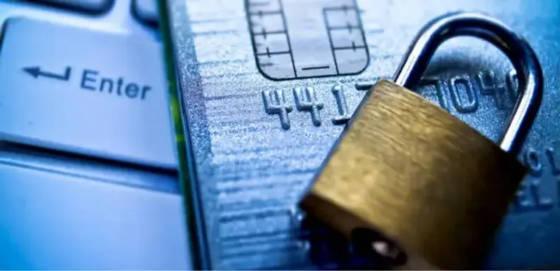 Полицейские задержали около 20 мошенников, которые обманывали пенсионеров в Караганде