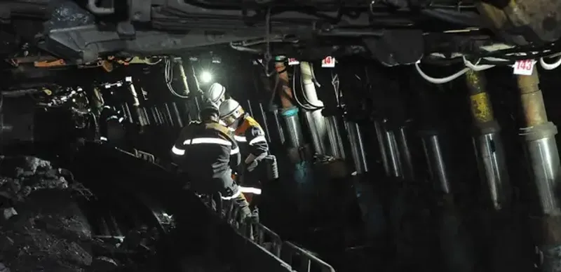 3 нелегальных старателя погибли в шахтах за 2023 год