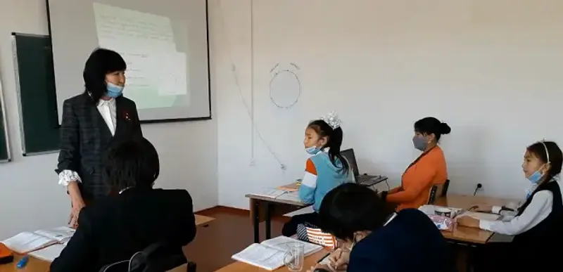 Суд восстановил права учителя