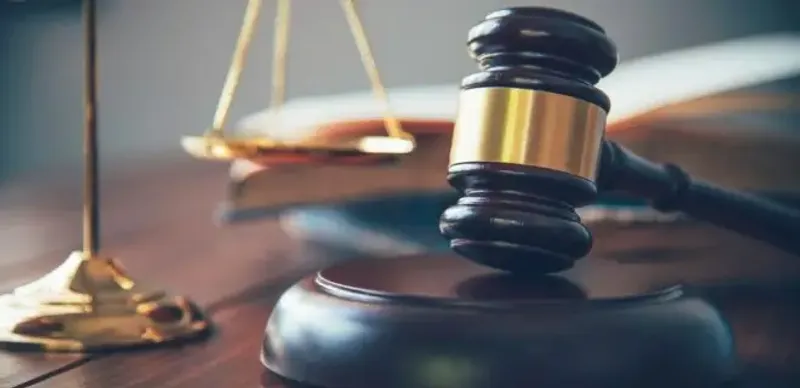 В ВКО суд разрешил конфликт между жителями по нецензурной брани