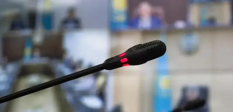 заседание микрофон