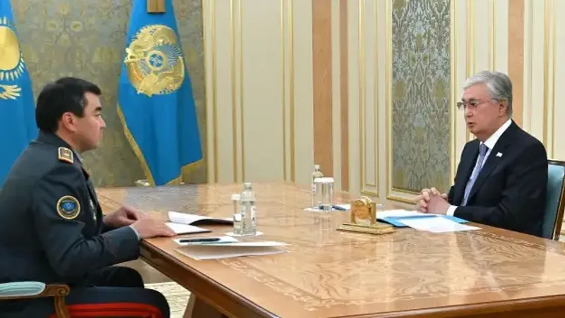 Президент и глава МЧС