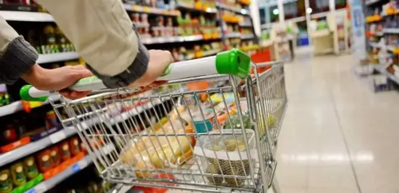 Как поспорить с продавцом магазина