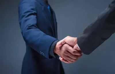 рукопожатие судья-примиритель