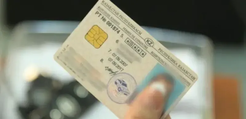 В Шымкенте арестовали водителя, который ездил за рулем в наркотическом опьянении